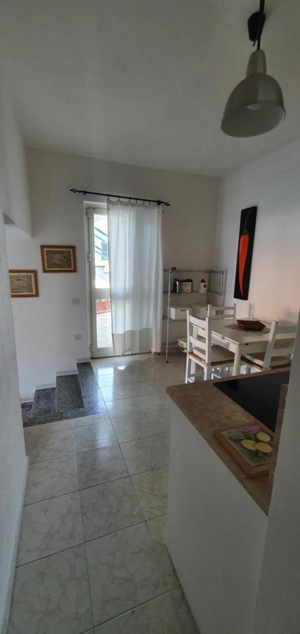 Sardinia Suites & Apartments -Casa-Loft A Pochi Passi Dal Centro- サンタ・テレーザ・ガッルーラ エクステリア 写真